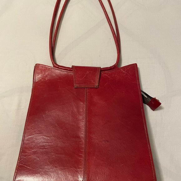 vintage  - red  leather - handbag - Picture 3 of 5